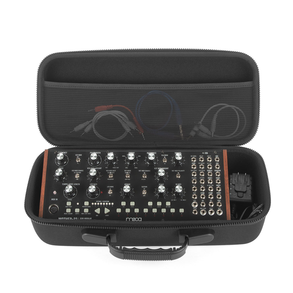 moog Mother-32楽器・機材 - 配信機器・PA機器・レコーディング機器